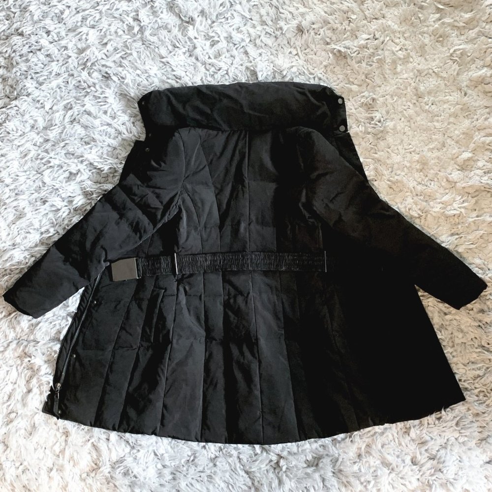 Zara Stylish Black Fitted Puffer Coat with Belt - Picture 6 of 11